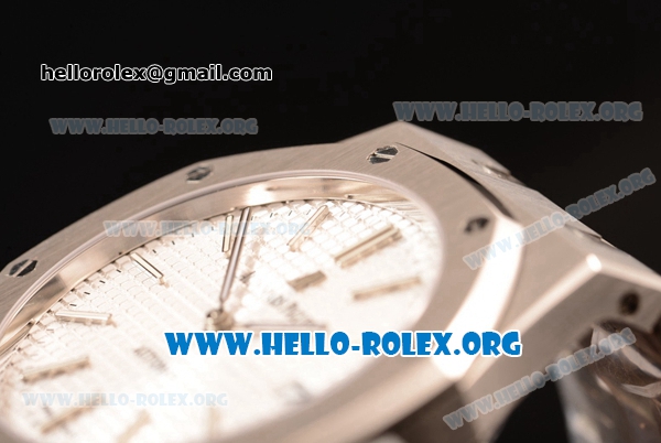 Audemars Piguet Royal Oak OS20 Quartz Steel Case with White Dial and Steel Bracelet - Click Image to Close
